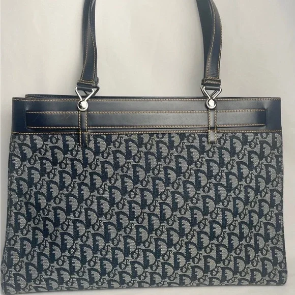 Dior Bags - Picture 5 of 13